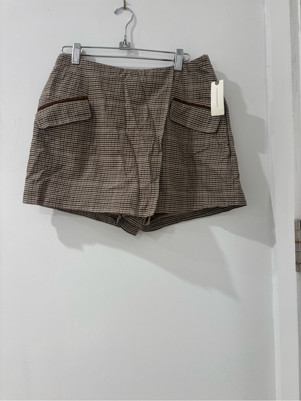Maeve Brown Checked High-Rise Skort with Flap Pockets